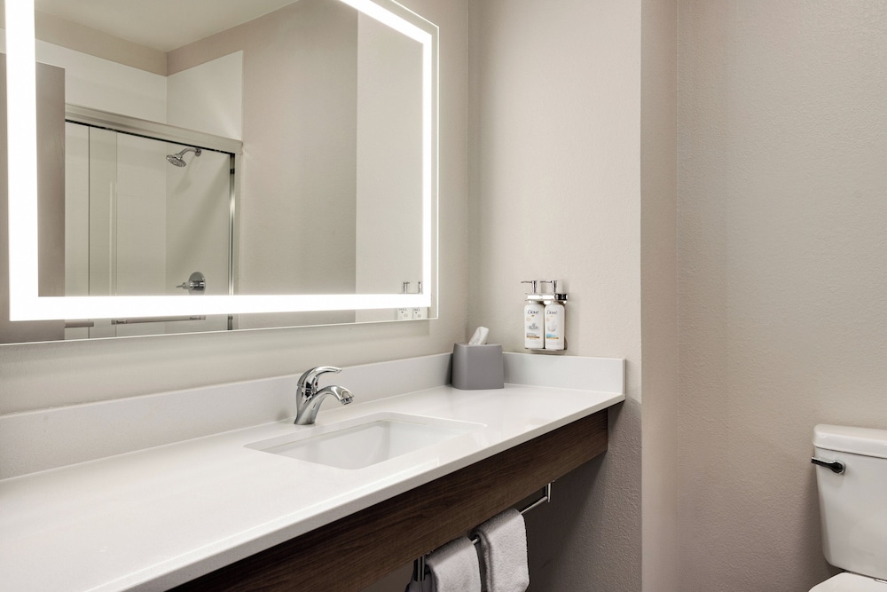 holiday inn express and suites forrest city by ihg