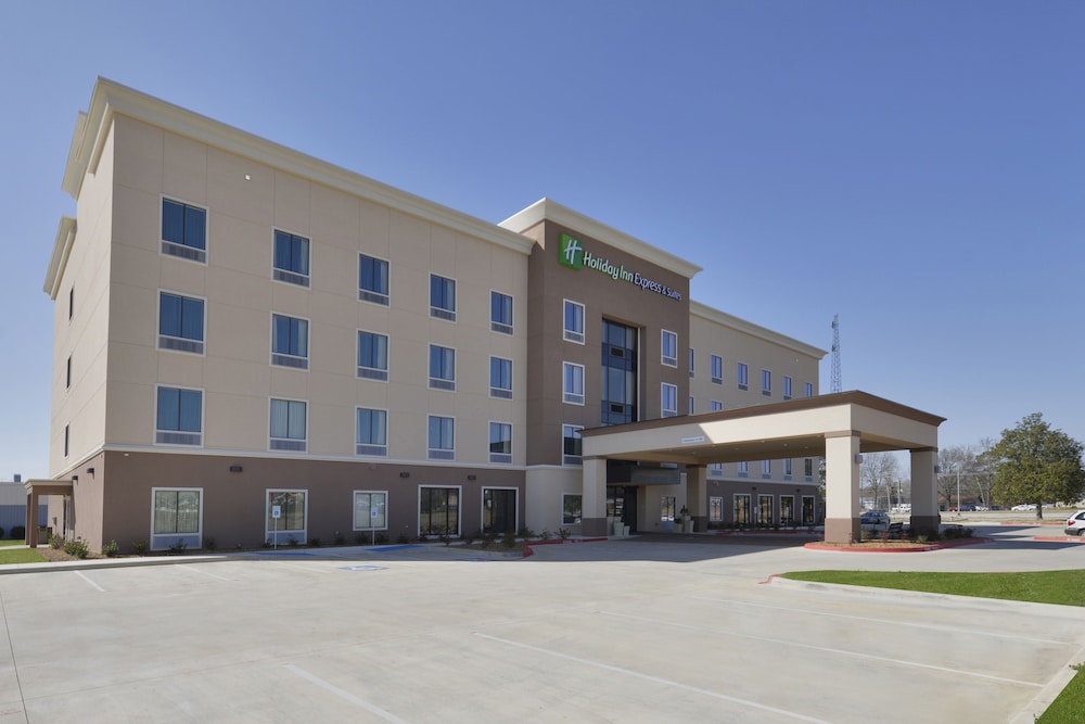 Holiday Inn Express & Suites Forrest City By Ihg,Heth>>Forrest City,3 star