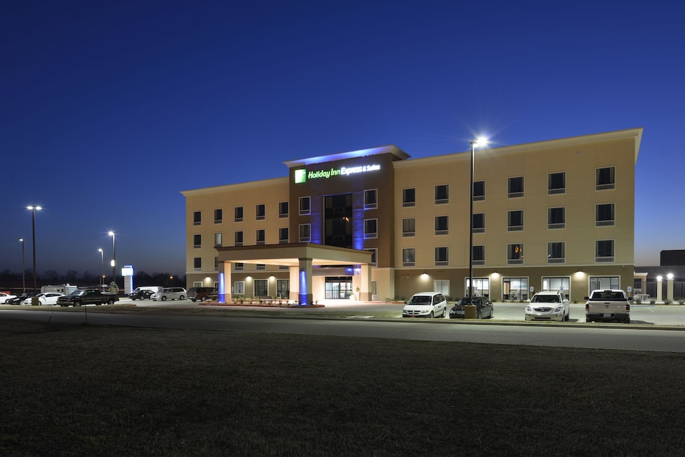 holiday inn express and suites forrest city by ihg