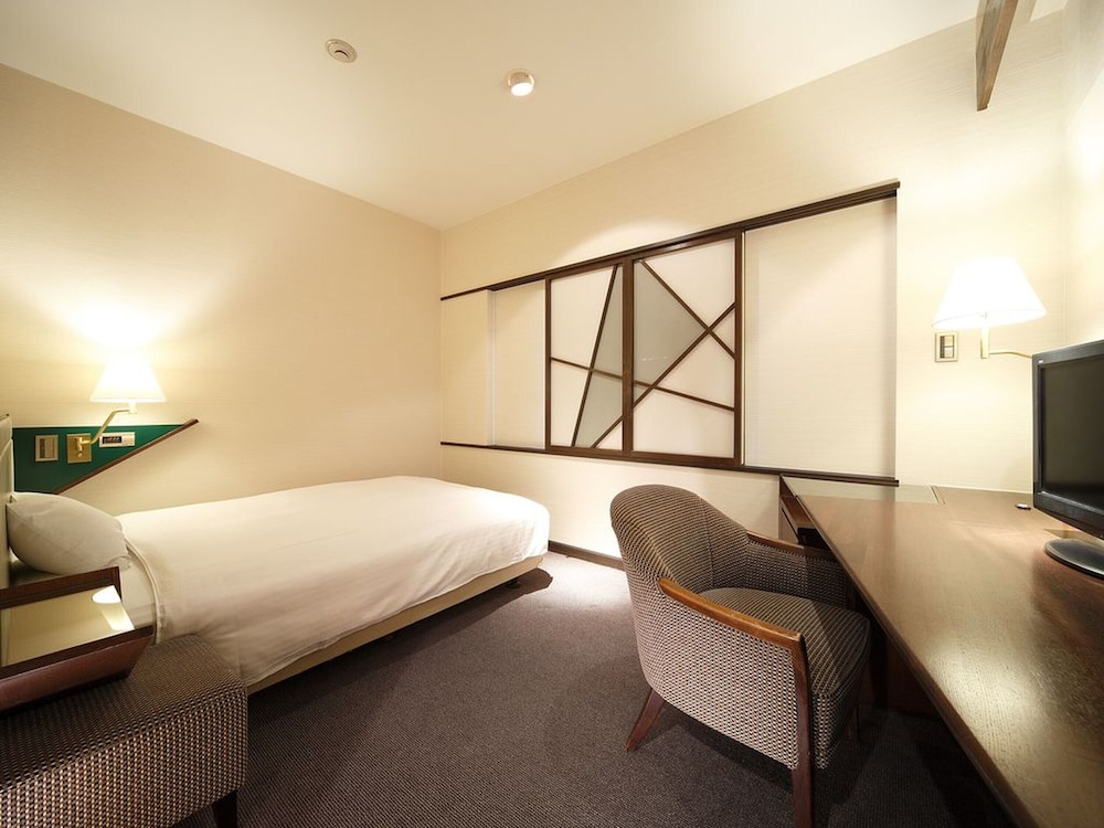 hotel new omi
