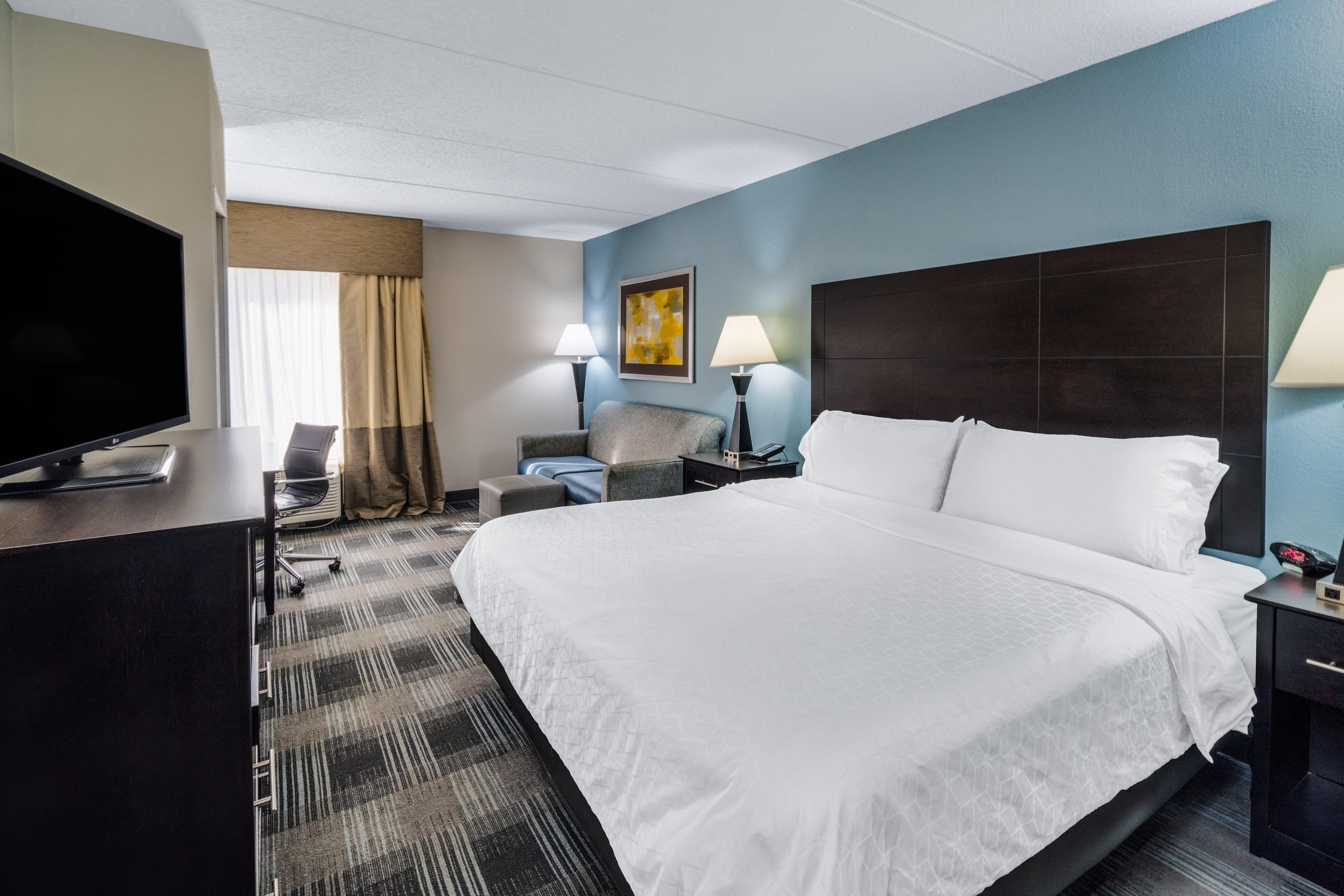 holiday inn express forsyth by ihg
