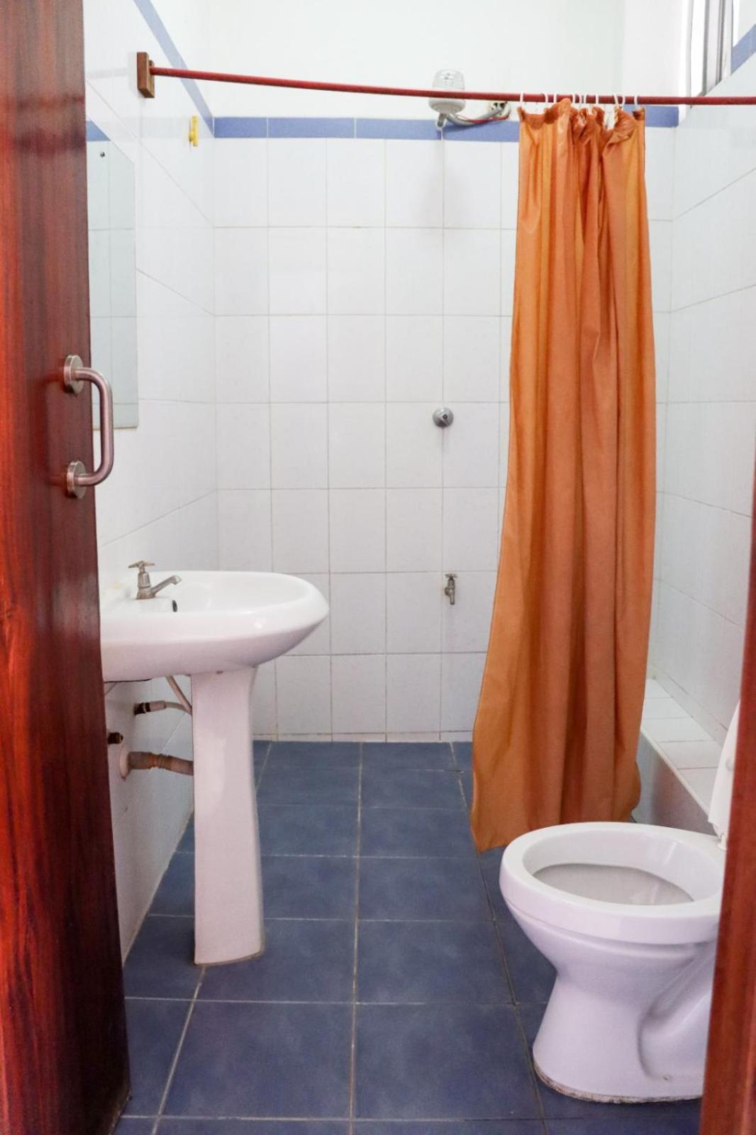 bridge hotel mombasa