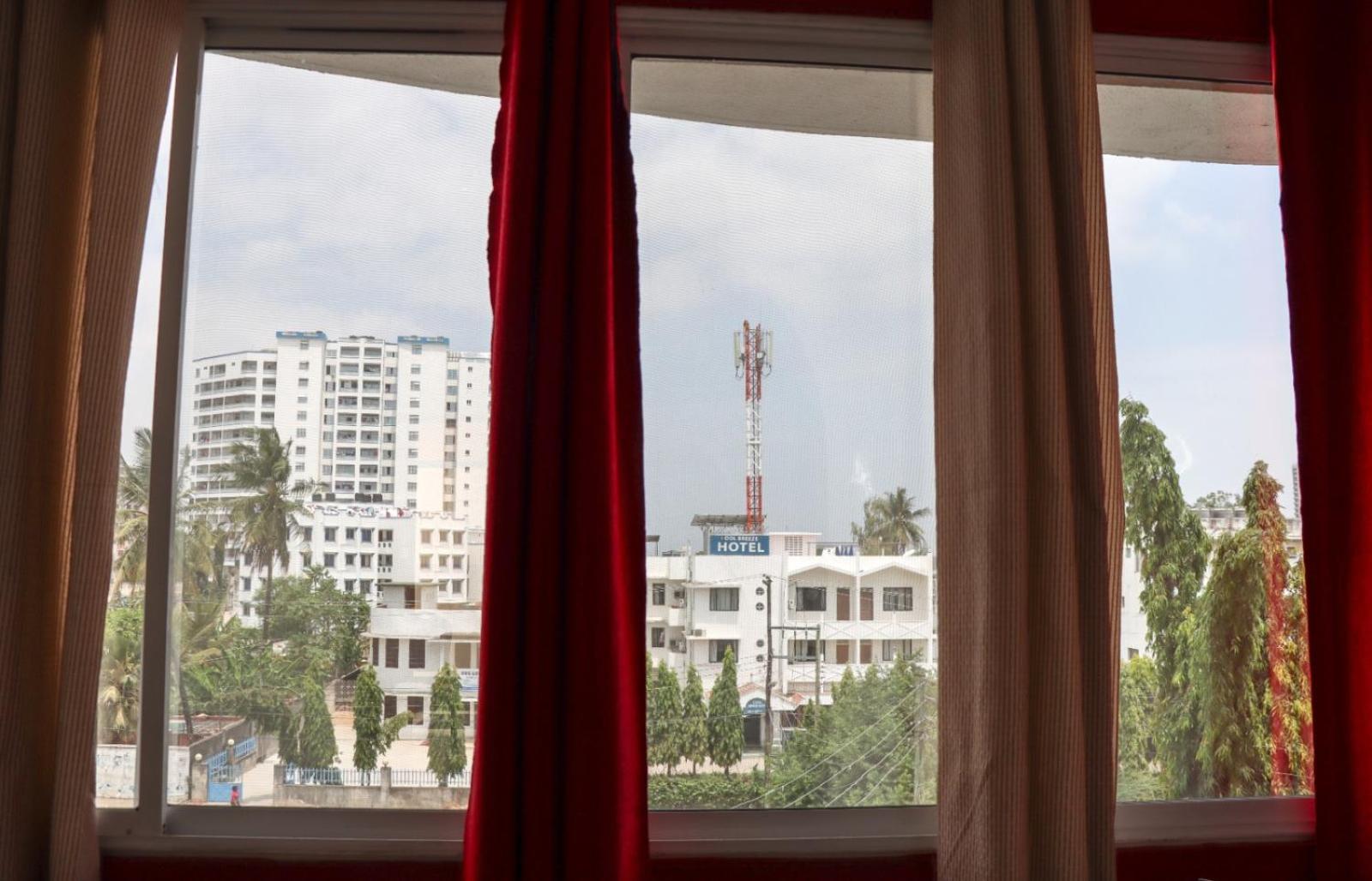 bridge hotel mombasa