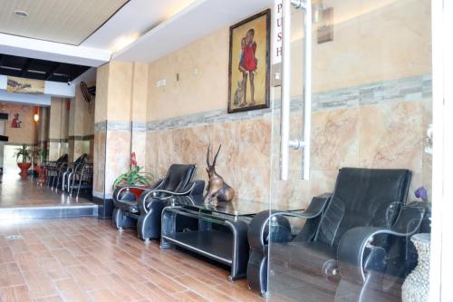 bridge hotel mombasa