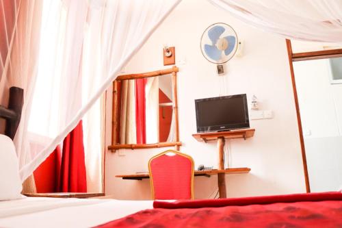 bridge hotel mombasa