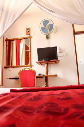 bridge hotel mombasa