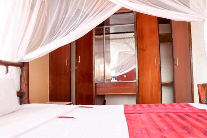 bridge hotel mombasa
