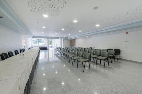 hotel azinheira by ridan hotels