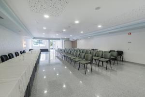 hotel azinheira by ridan hotels