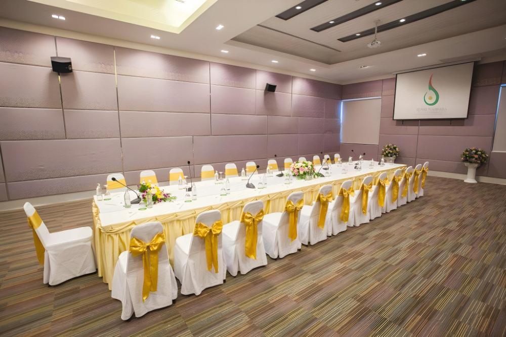 royal nakhara hotel nongkhai