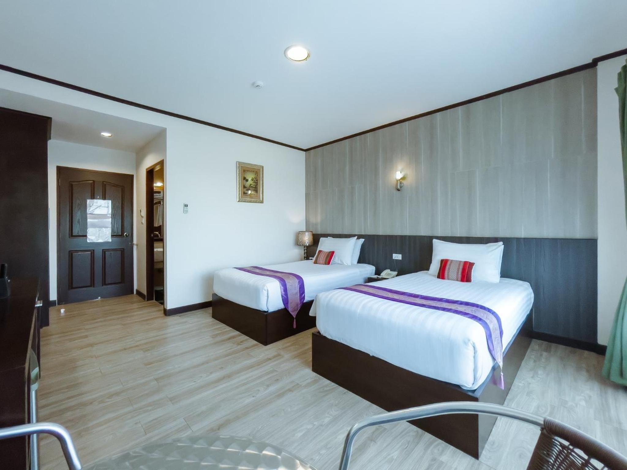 royal nakhara hotel nongkhai
