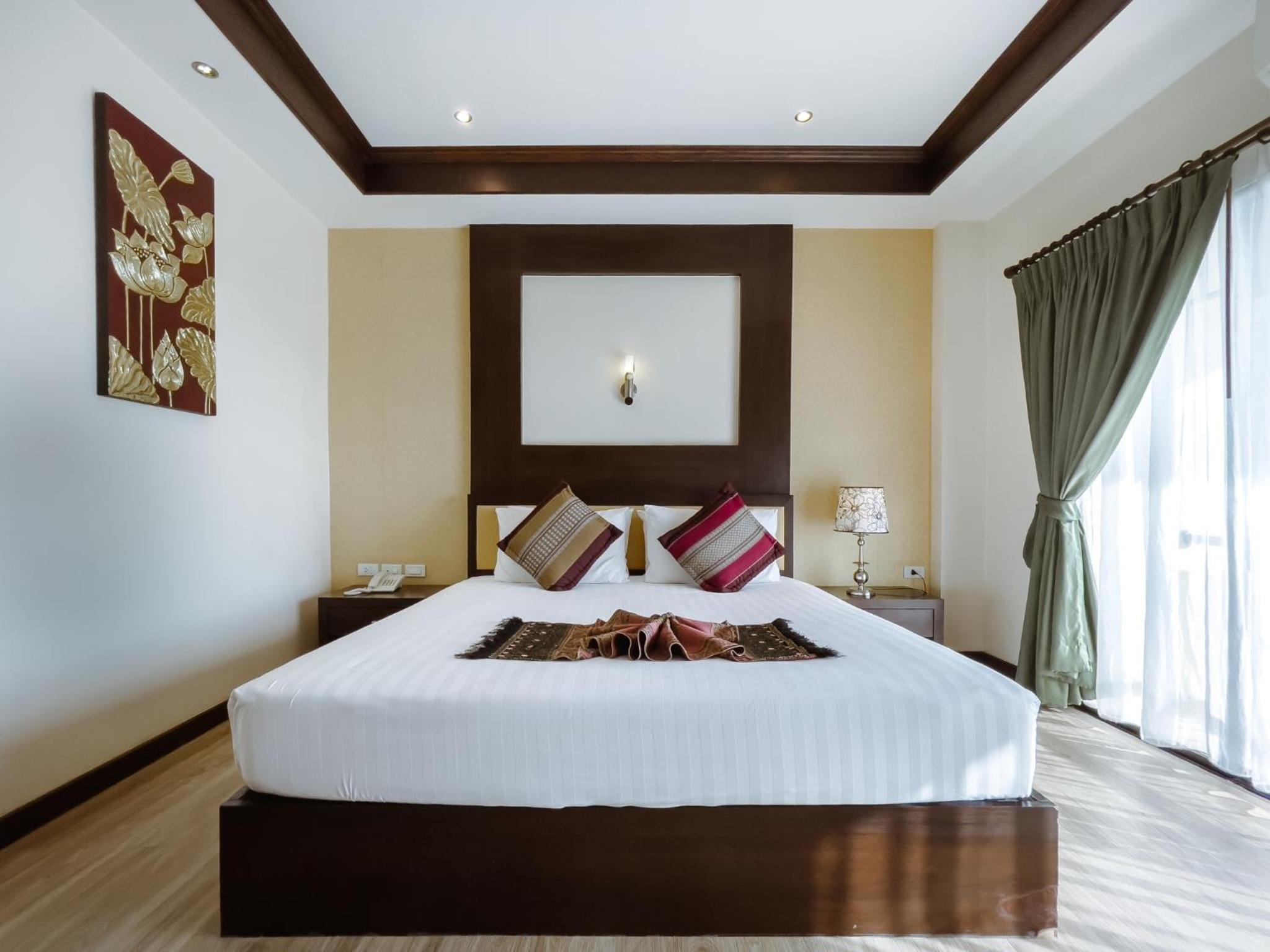 royal nakhara hotel nongkhai