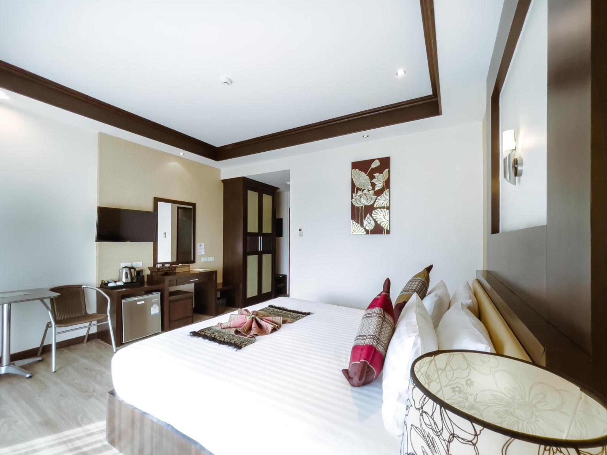 royal nakhara hotel nongkhai