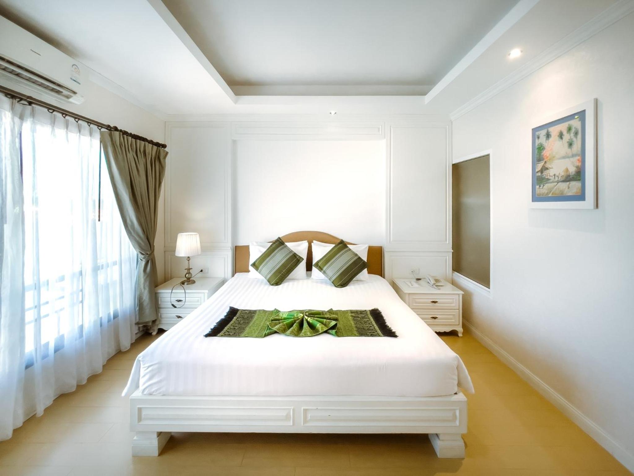 royal nakhara hotel nongkhai