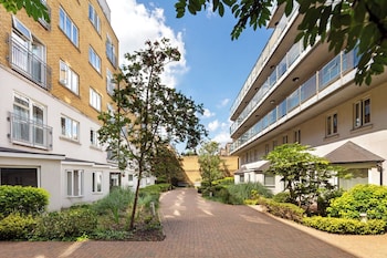 marlin apartments commercial road limehouse