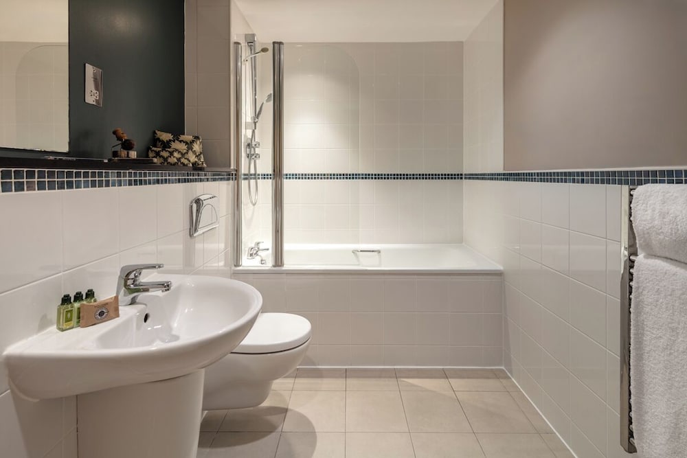 marlin apartments commercial road limehouse