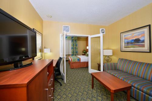 best western plus fresno inn