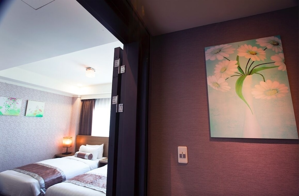 finders hotel hualien wen hua