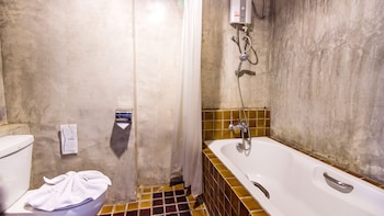 b2 mahidol boutique and budget hotel