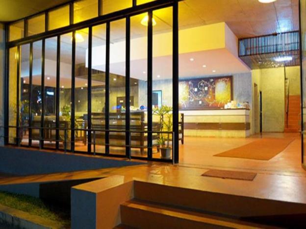 b2 mahidol boutique and budget hotel