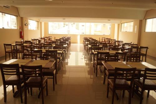 mont rey hotel