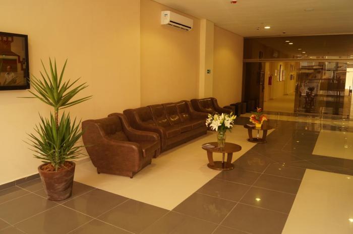 mont rey hotel