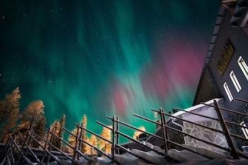 Santa's Hotel Aurora & Igloos,Luosto>>Lapland,3 star