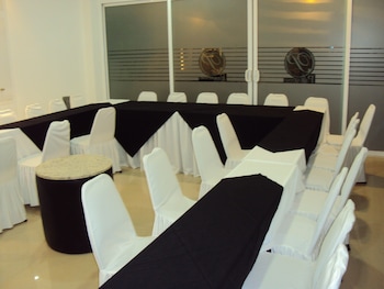 hotel maioris la paz