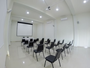 hotel maioris la paz