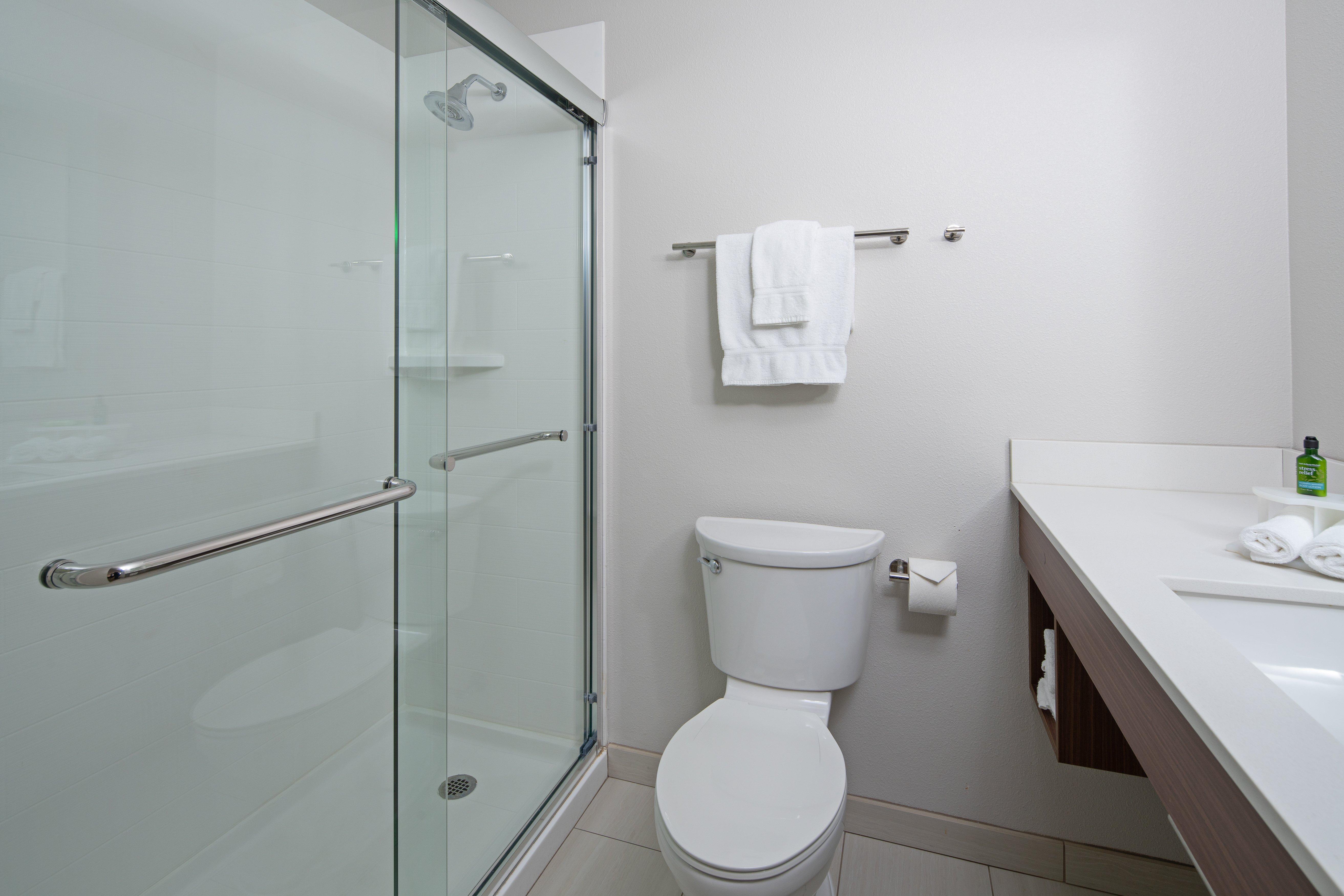 holiday inn express hotel and suites seatac by ihg