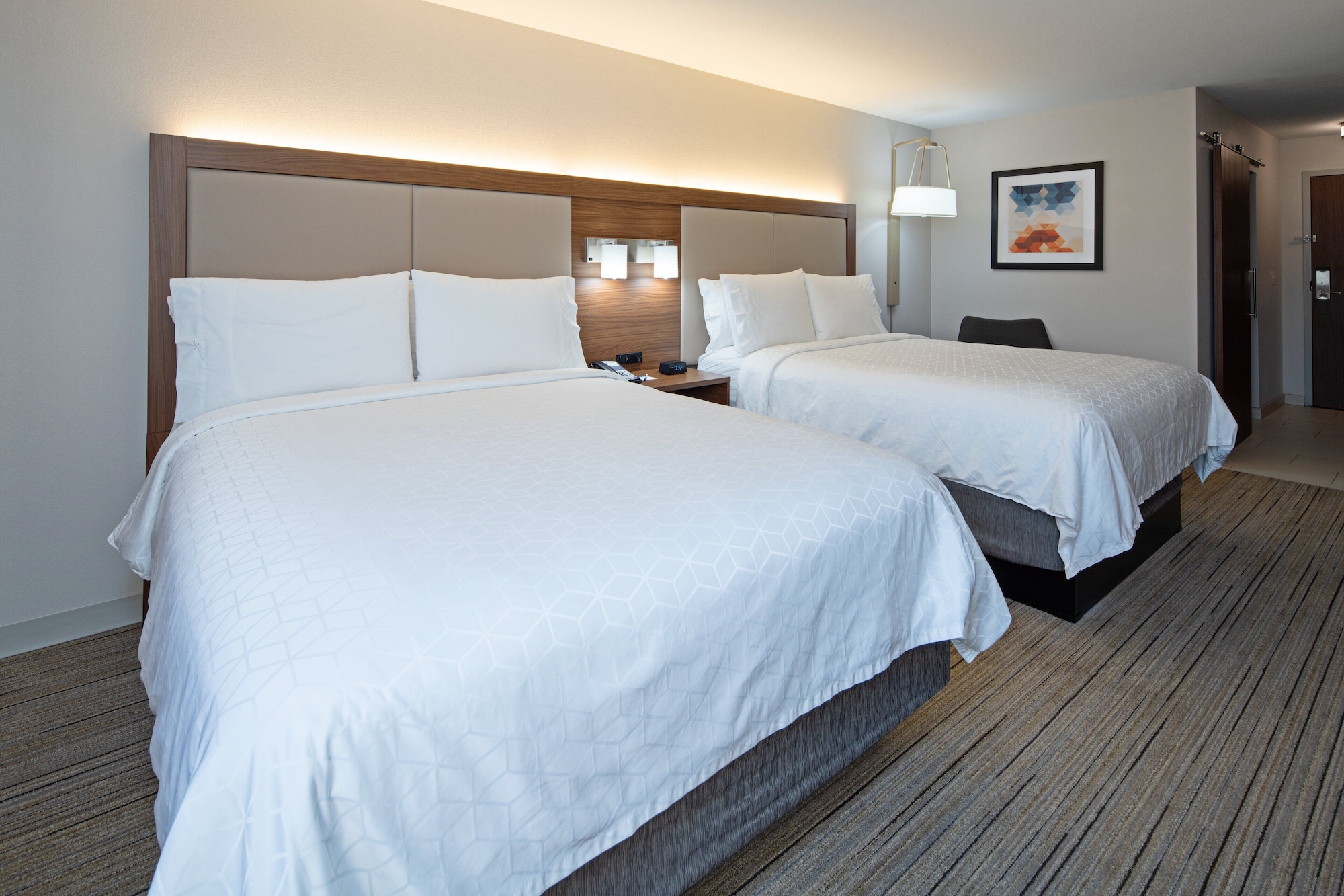 holiday inn express hotel and suites seatac by ihg