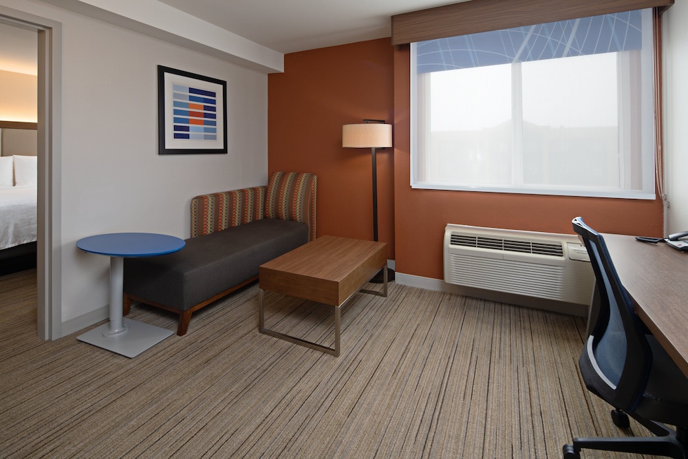 holiday inn express hotel and suites seatac by ihg