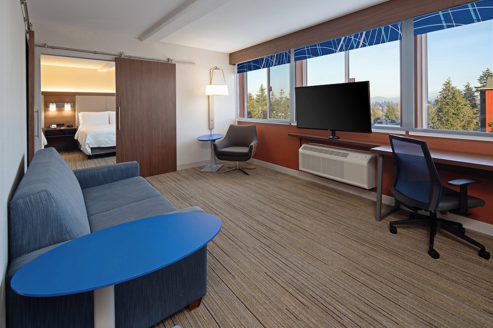 holiday inn express hotel and suites seatac by ihg
