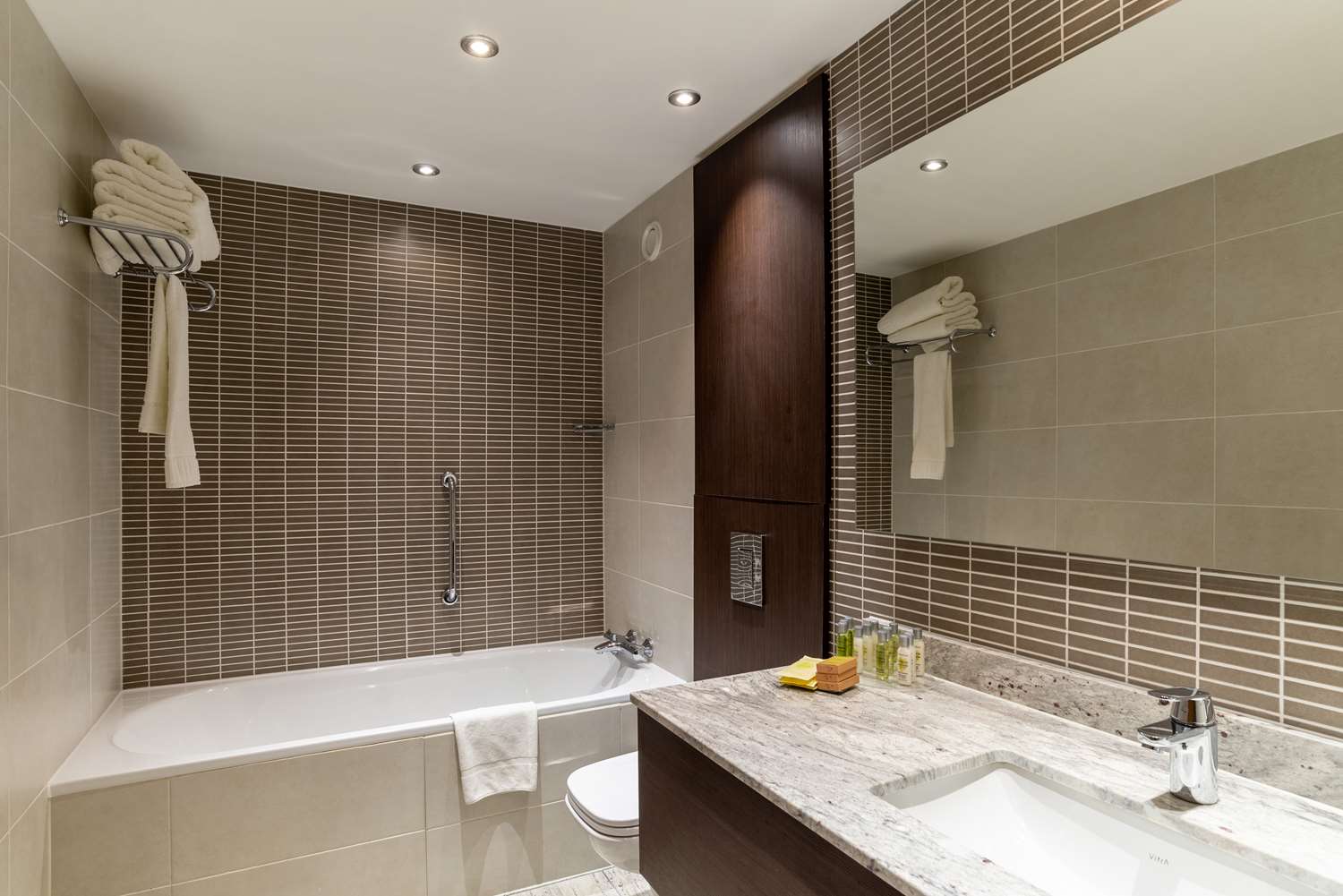hilton london gatwick airport