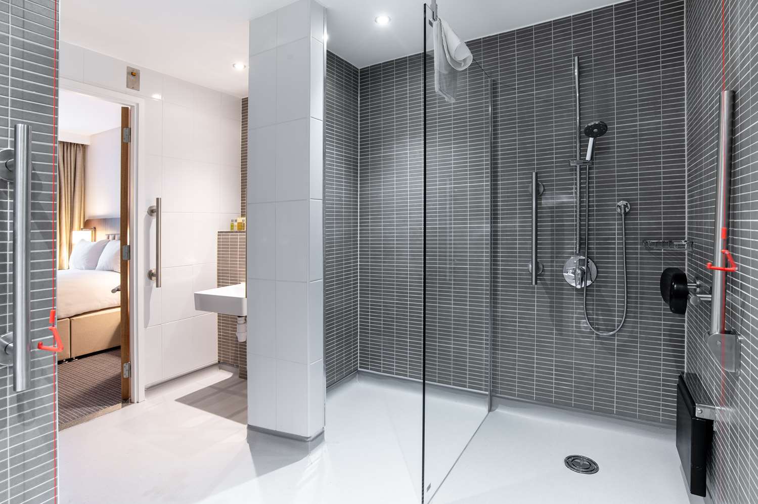 hilton london gatwick airport