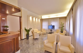 gold hotel