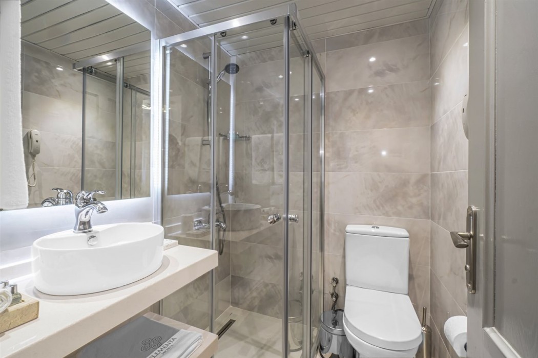 elementa boutique hotel adults only