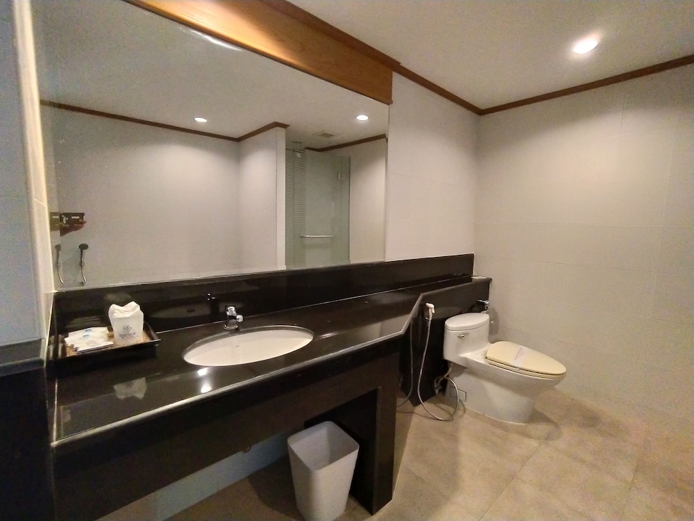 sing golden place hotel