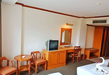 sing golden place hotel