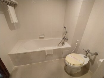 sing golden place hotel