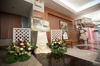 sing golden place hotel