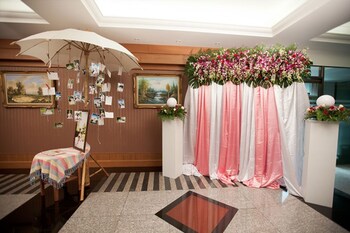 sing golden place hotel