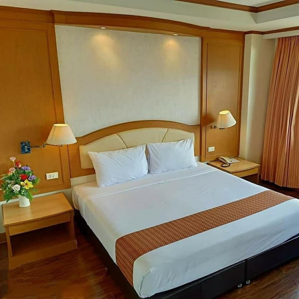 sing golden place hotel