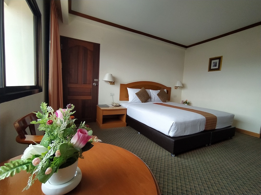 sing golden place hotel