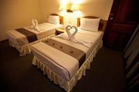 sing golden place hotel