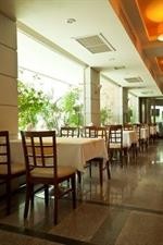 sing golden place hotel