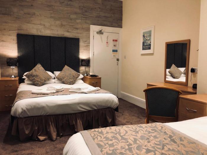 membly hall hotel