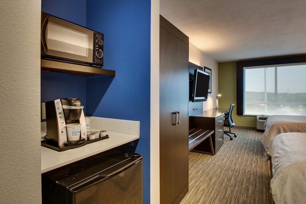 holiday inn express lexington north georgetown by ihg