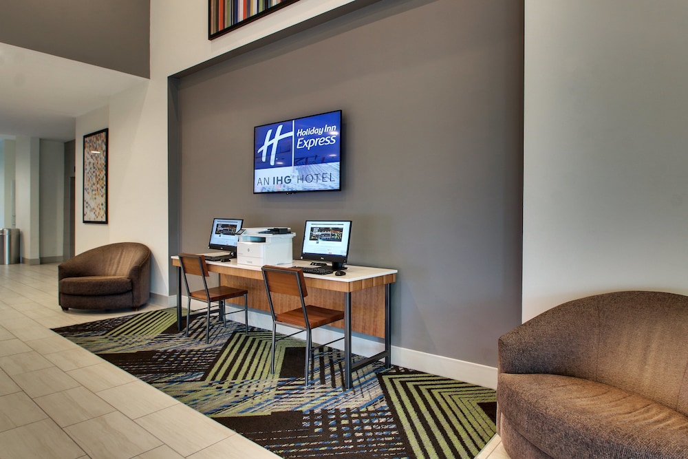 holiday inn express lexington north georgetown by ihg
