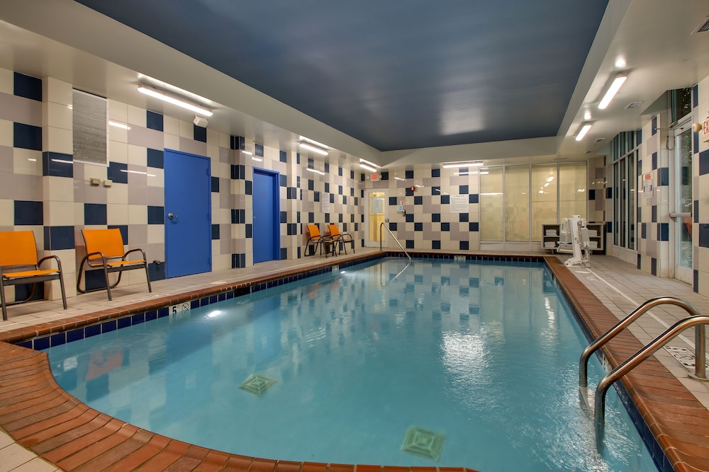 holiday inn express lexington north georgetown by ihg